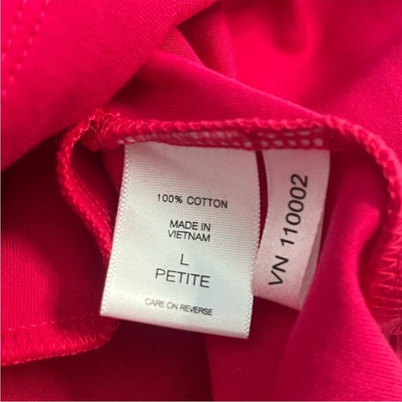 New York and company Puff-Sleeve Button-Back Shift Dress fuchsia size L petite - Picture 9 of 10